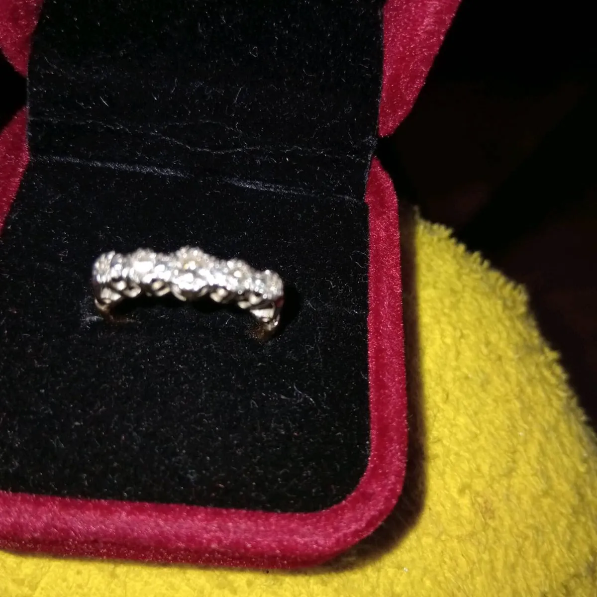 18 ct gold real diamonds ring - Image 2