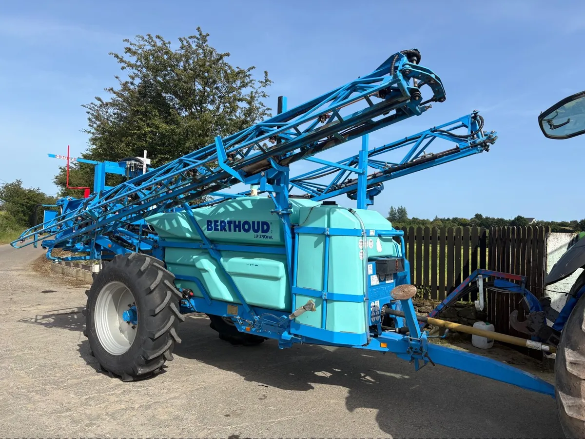 Berthoud Racer EX 24 Mt Sprayer - Image 1