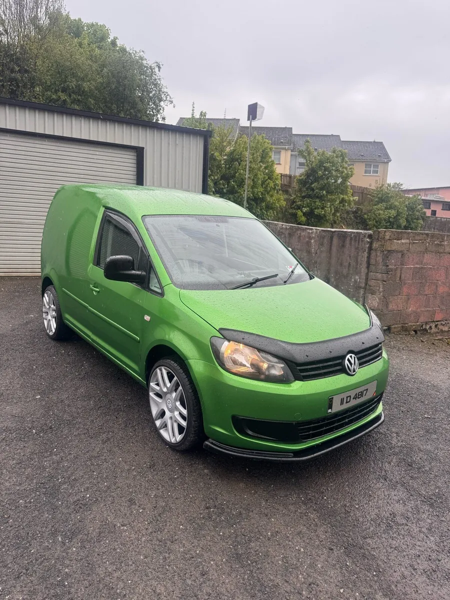 2011 Volkswagen Caddy - Image 1