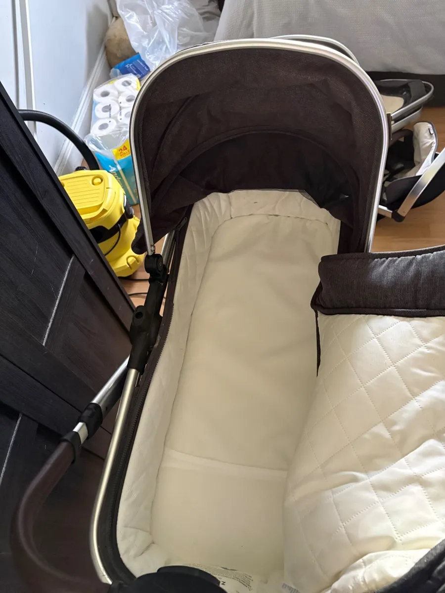 Double buggy - Image 1