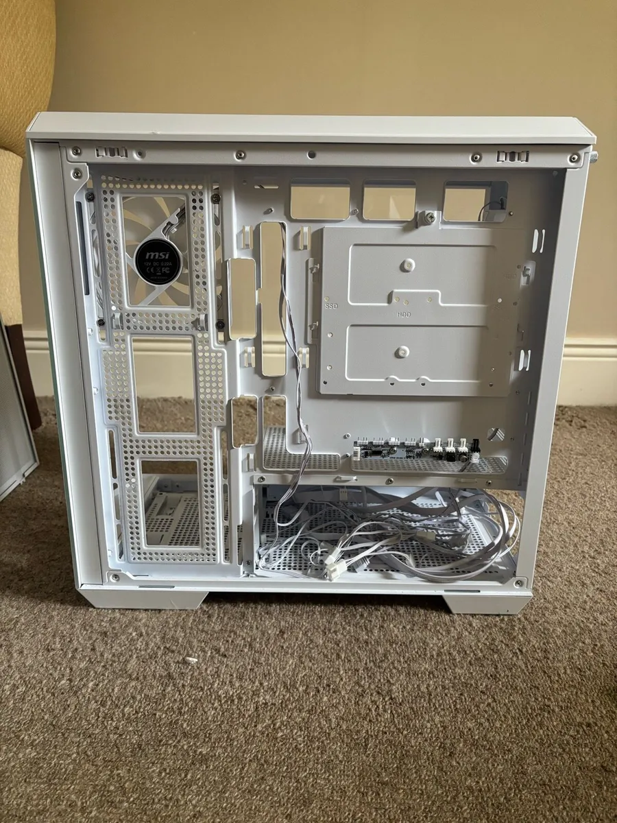 MSI MAG PANO M100R WHITE CASE - Image 4