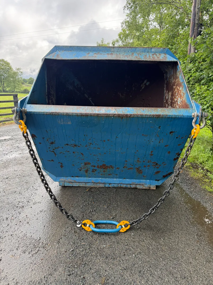 Concrete Skip - Image 3