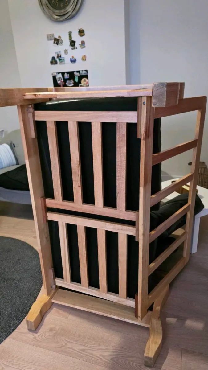 SOFA - Image 2