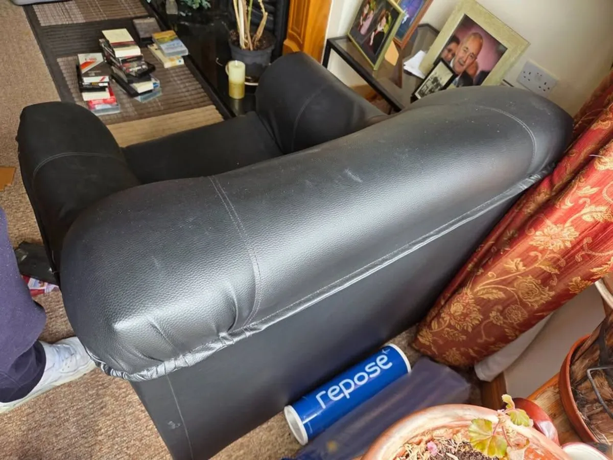 1 Sofa, 2 Arm Chairs (3-Piece Suite) - Image 2