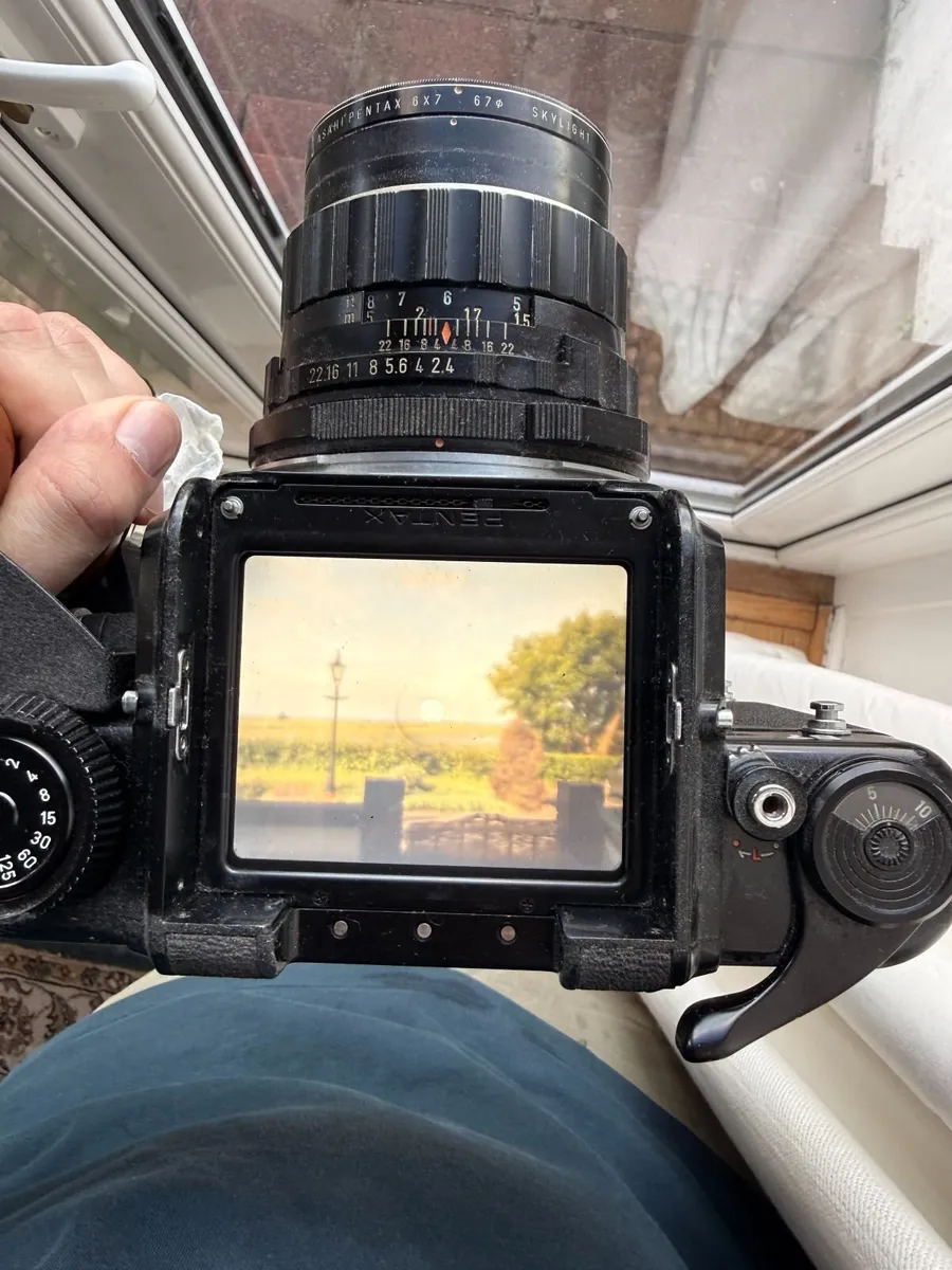 Pentax 67 Late Model W/ Smc Takumar 105mm F/2.4 Le - Image 3