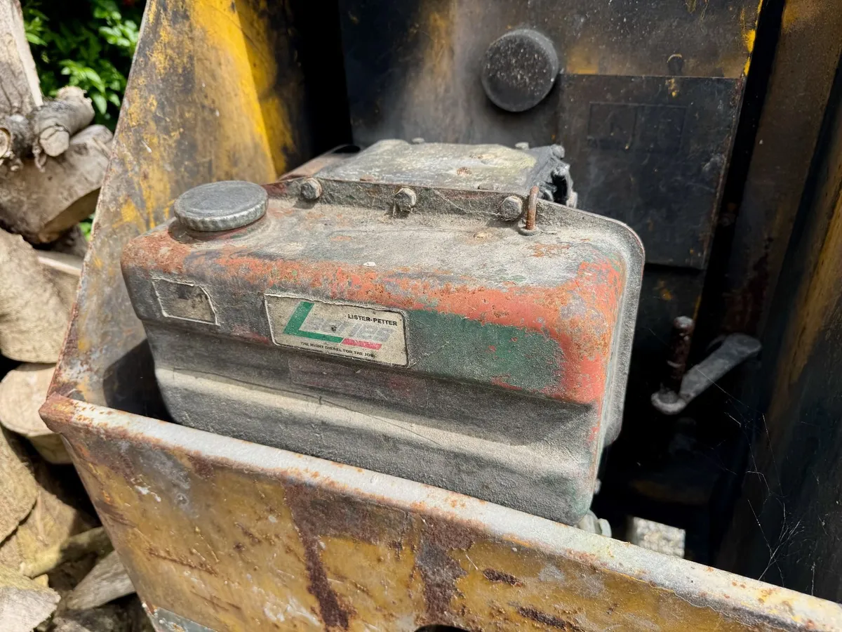 Winget diesel mixer with Lister engine - Image 2