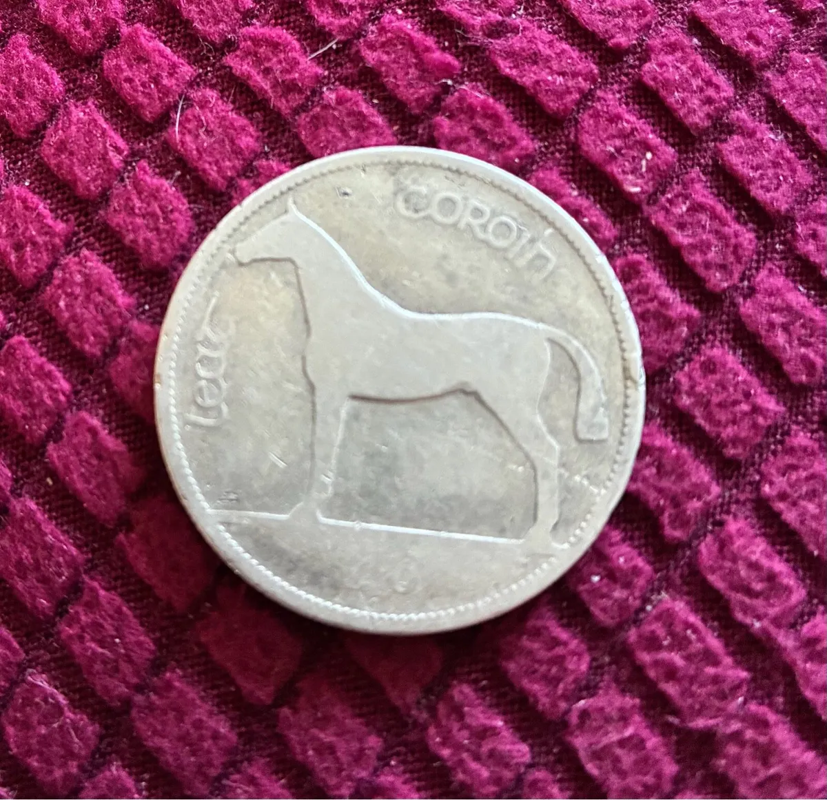 Very Rare 1928 Lath Coroin- Half Crown - Image 2