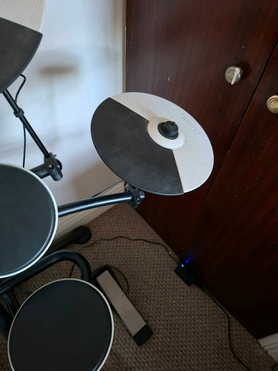 Electronic drum kit - Image 4