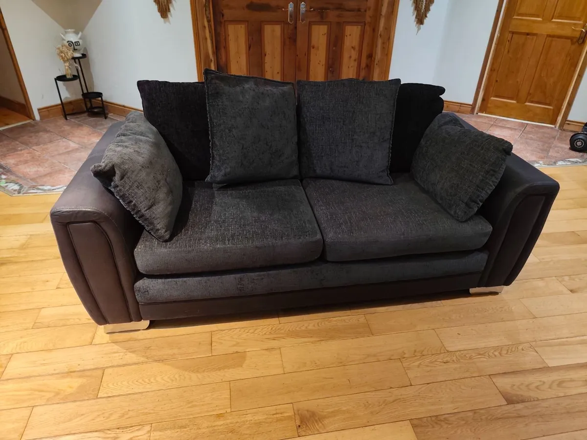 3 Seater Sofa and 2 Seater Cuddler - Image 2