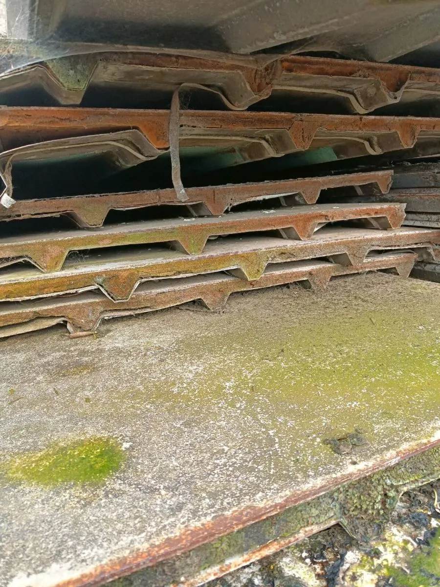 60 sheets of Insulated tin 21ft + - Image 1