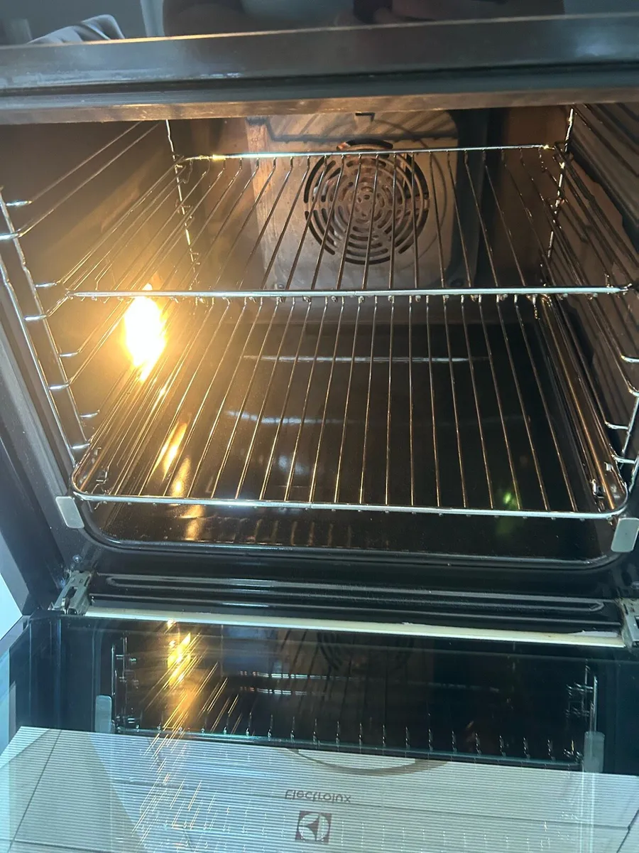 Electric double oven - Image 2