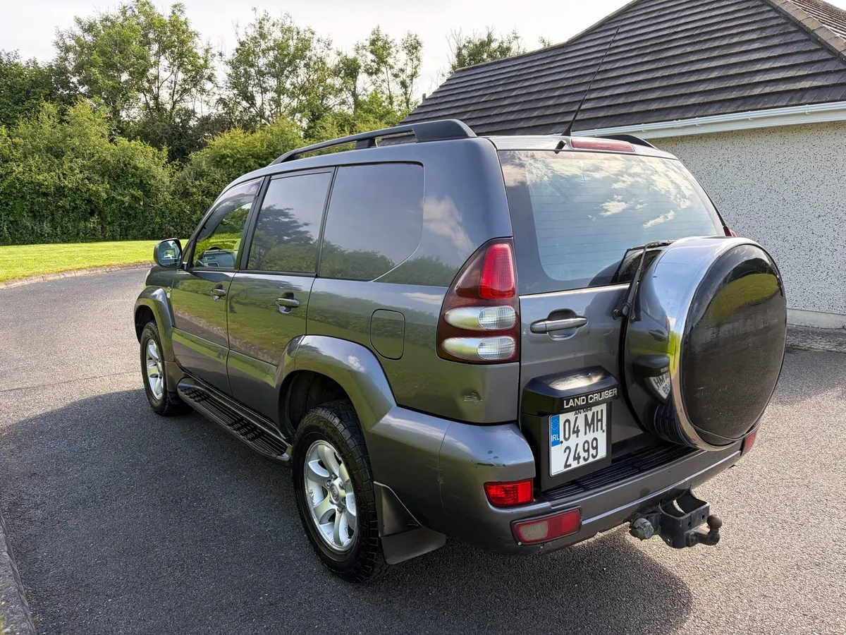 Toyota Landcruiser - Image 4