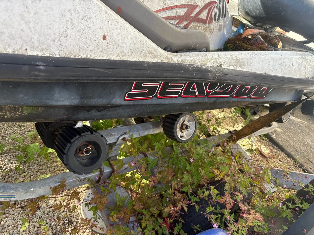 Roller jetski trailer and seadoo 3d - Image 3