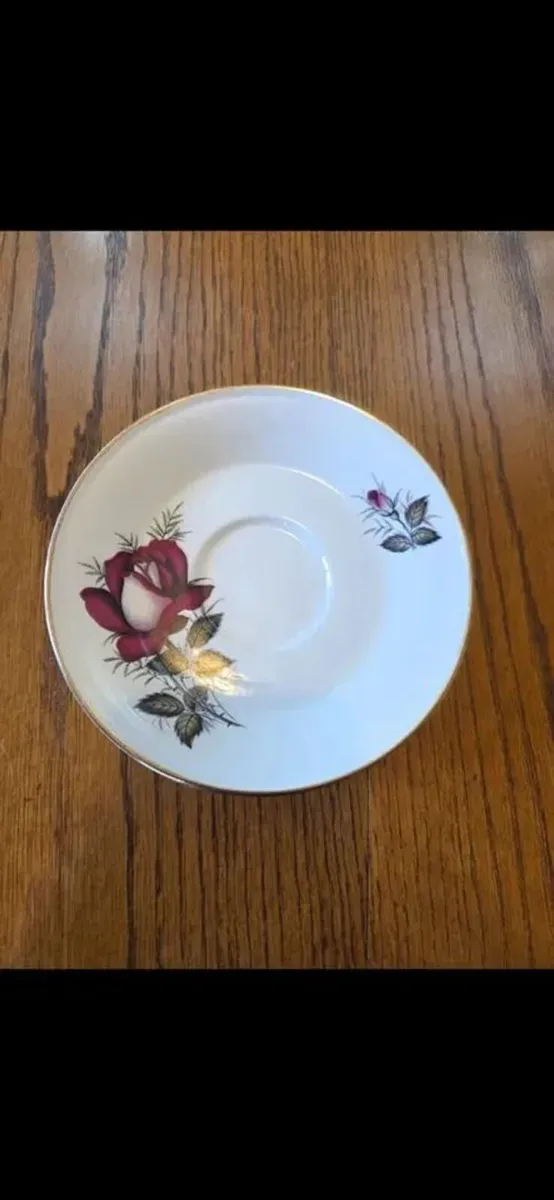Selection of Vintage Fine Bone China Pieces - Image 4