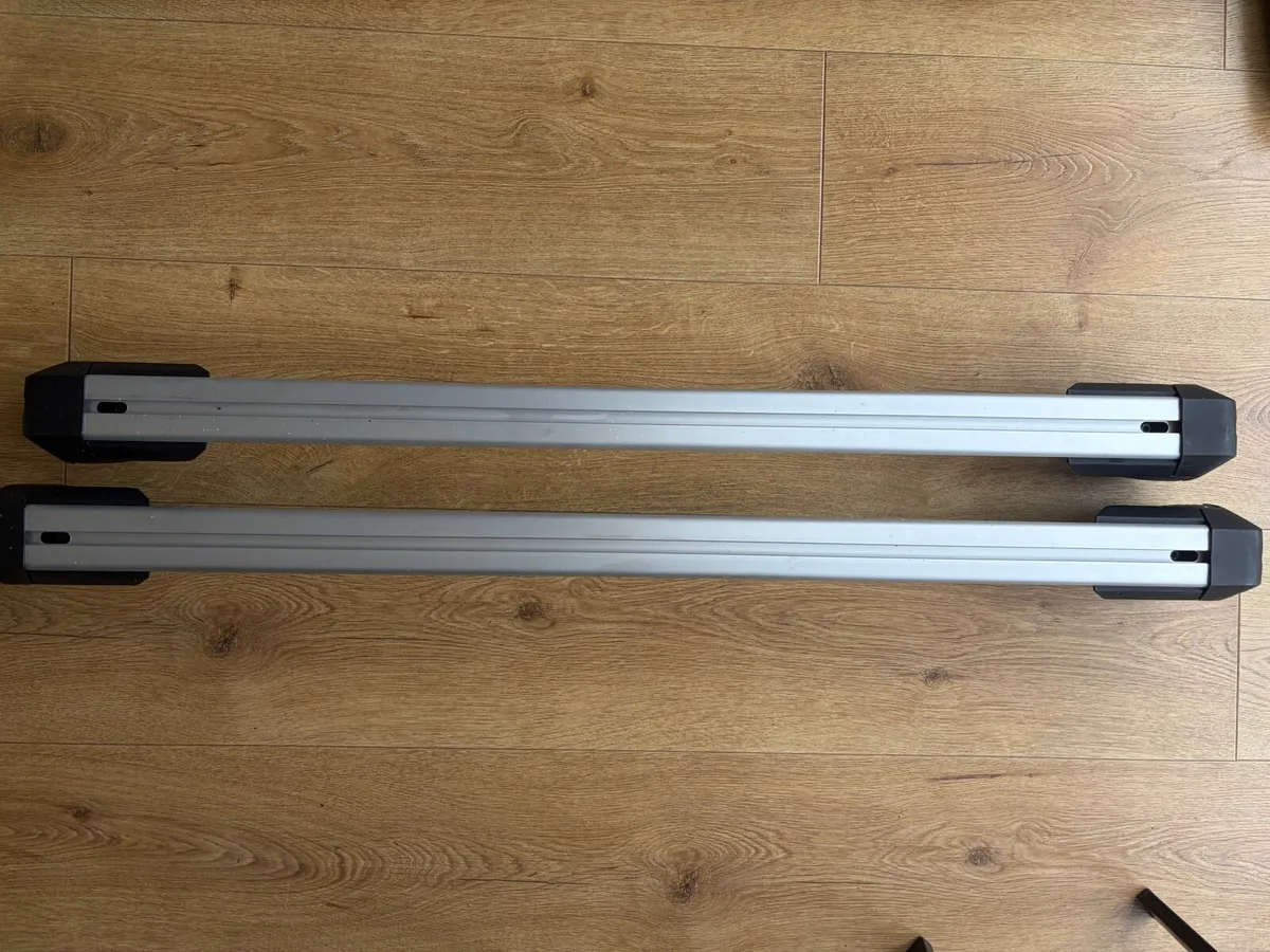 Volkswagen Roof bars - Image 2