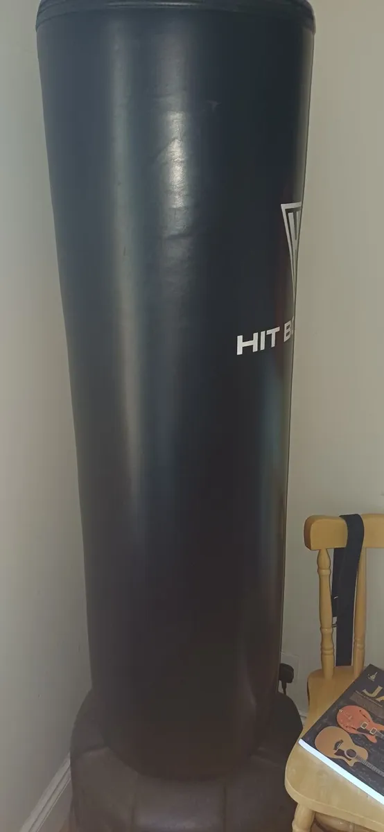 HIT boxing pro standing bag - Image 1