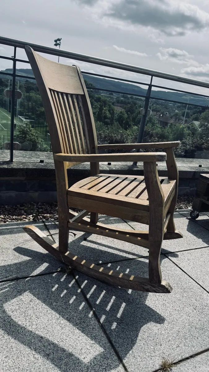 Rocking chair - Image 2