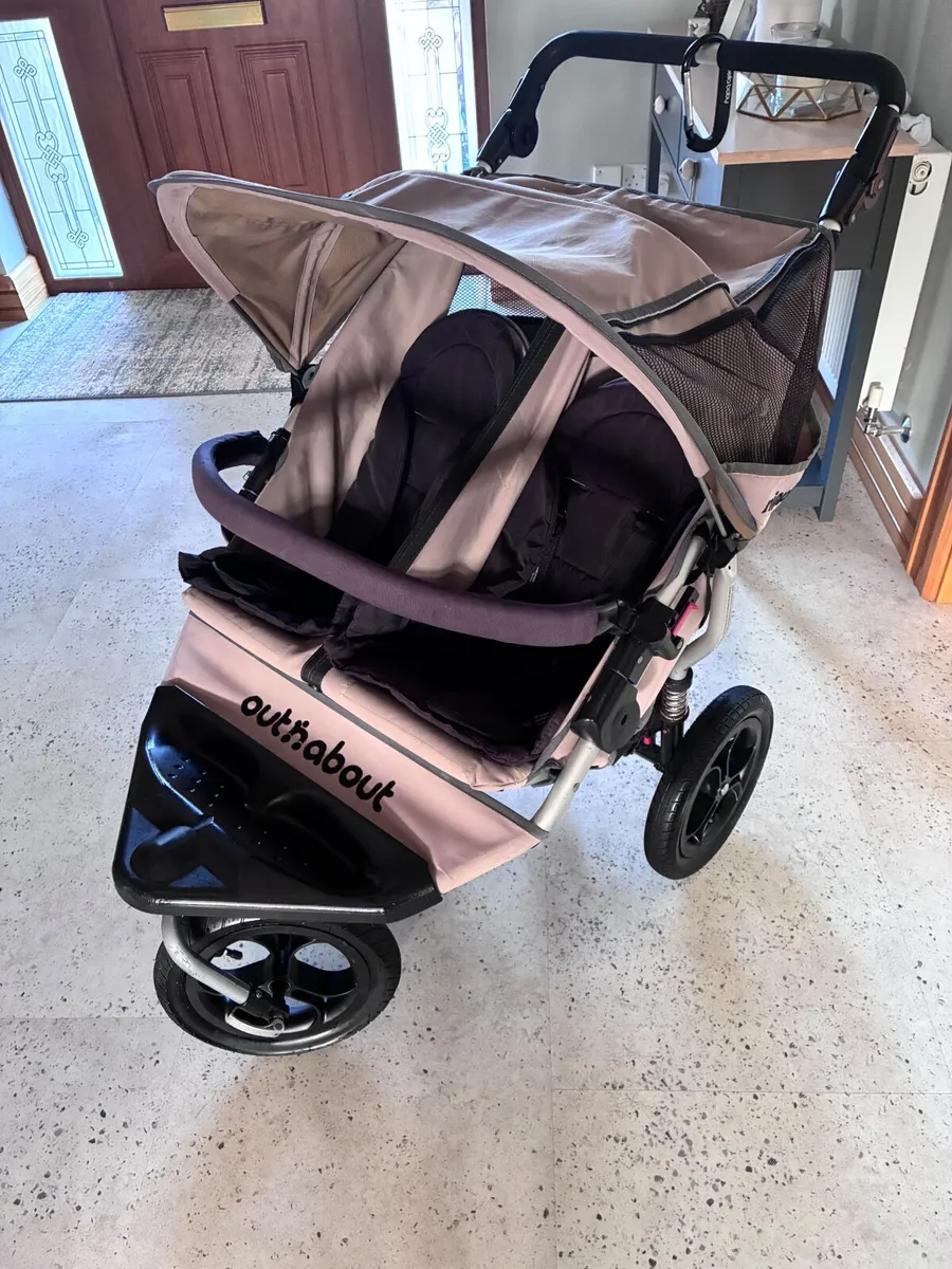 Out n about double buggy 360 nipper - Image 4