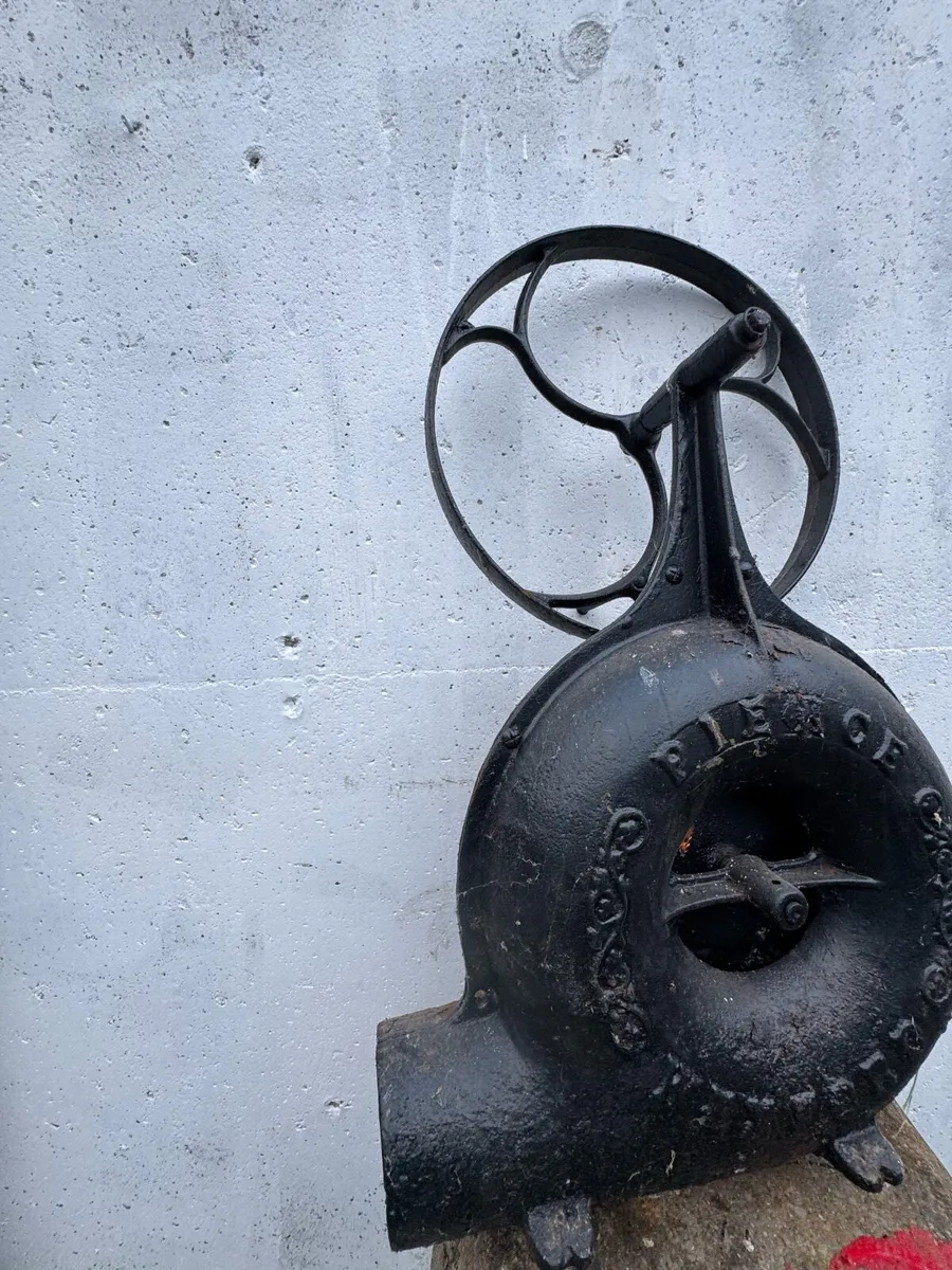 Pierce of Wexford antique Fire Blower - Image 1