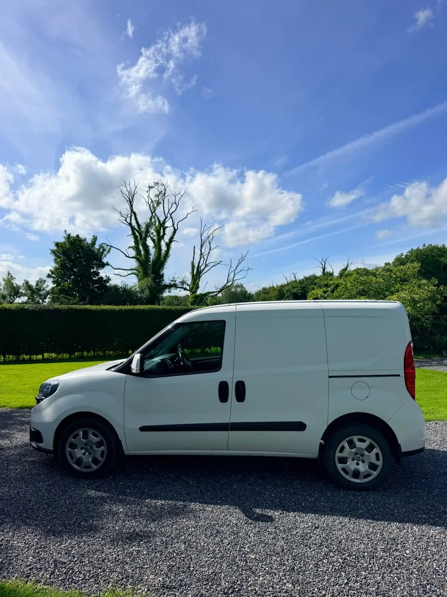 Fiat Doblo 2021 - Image 4