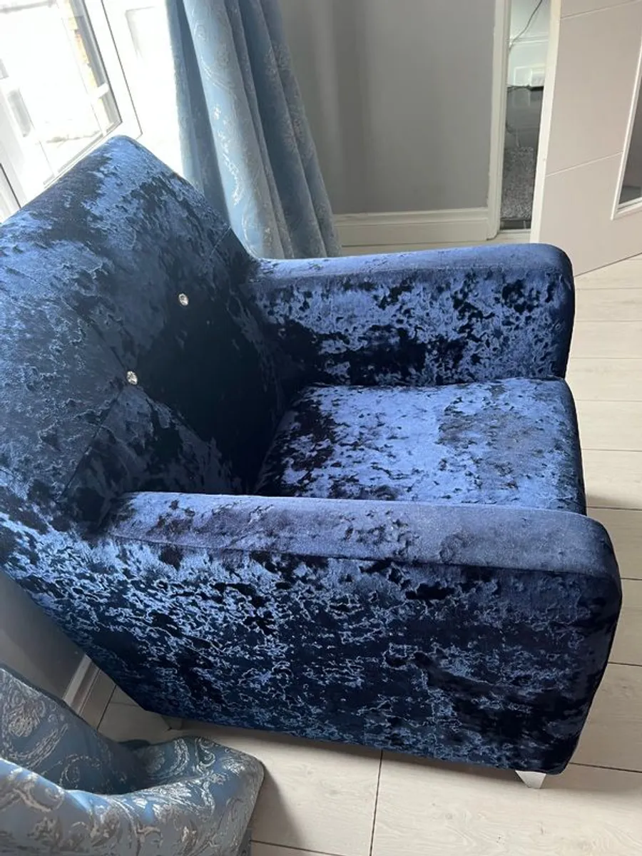 Armchair - Image 3