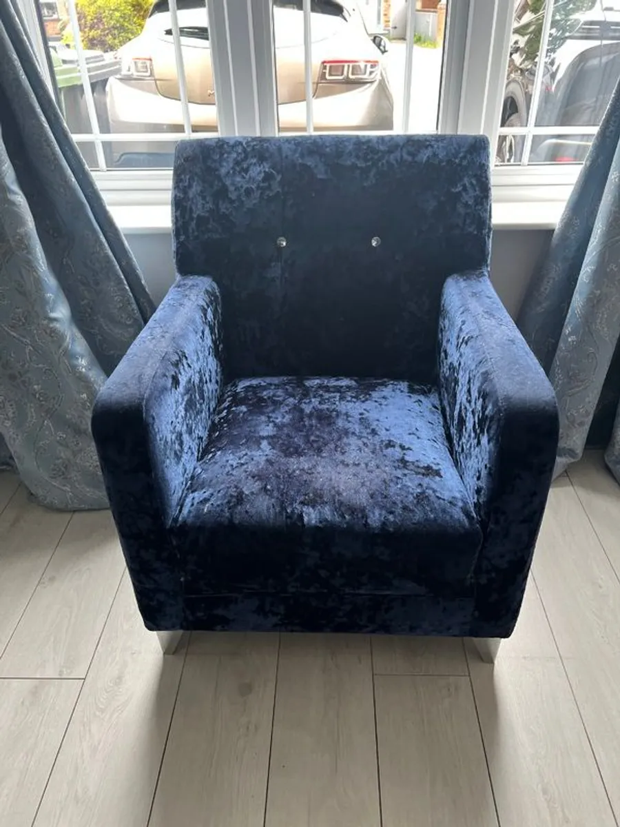 Armchair - Image 4
