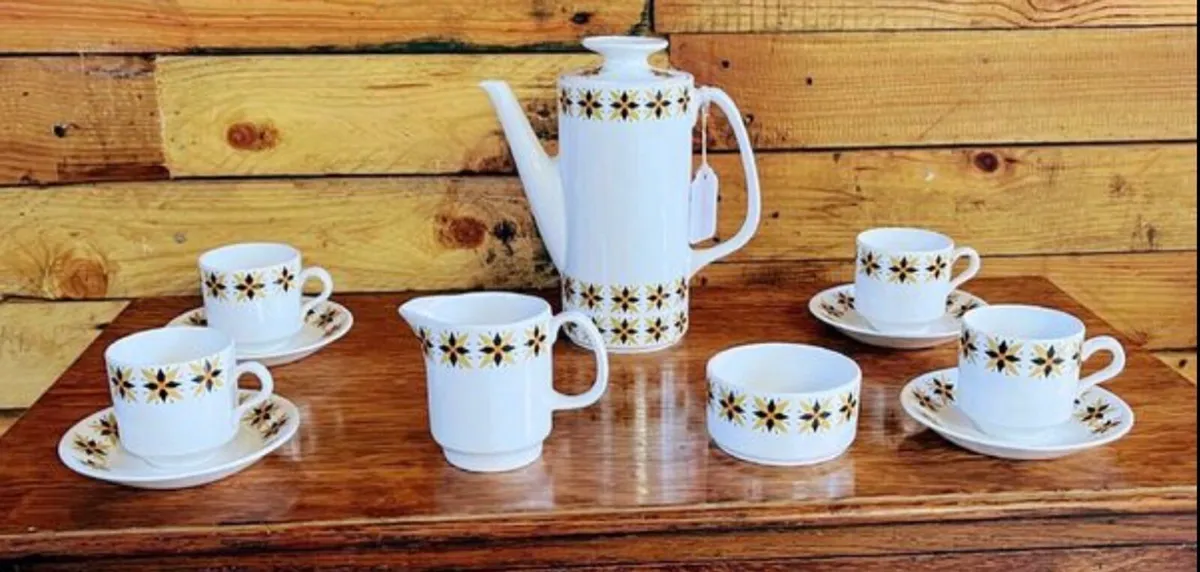 Arklow pottery coffee set - Image 1
