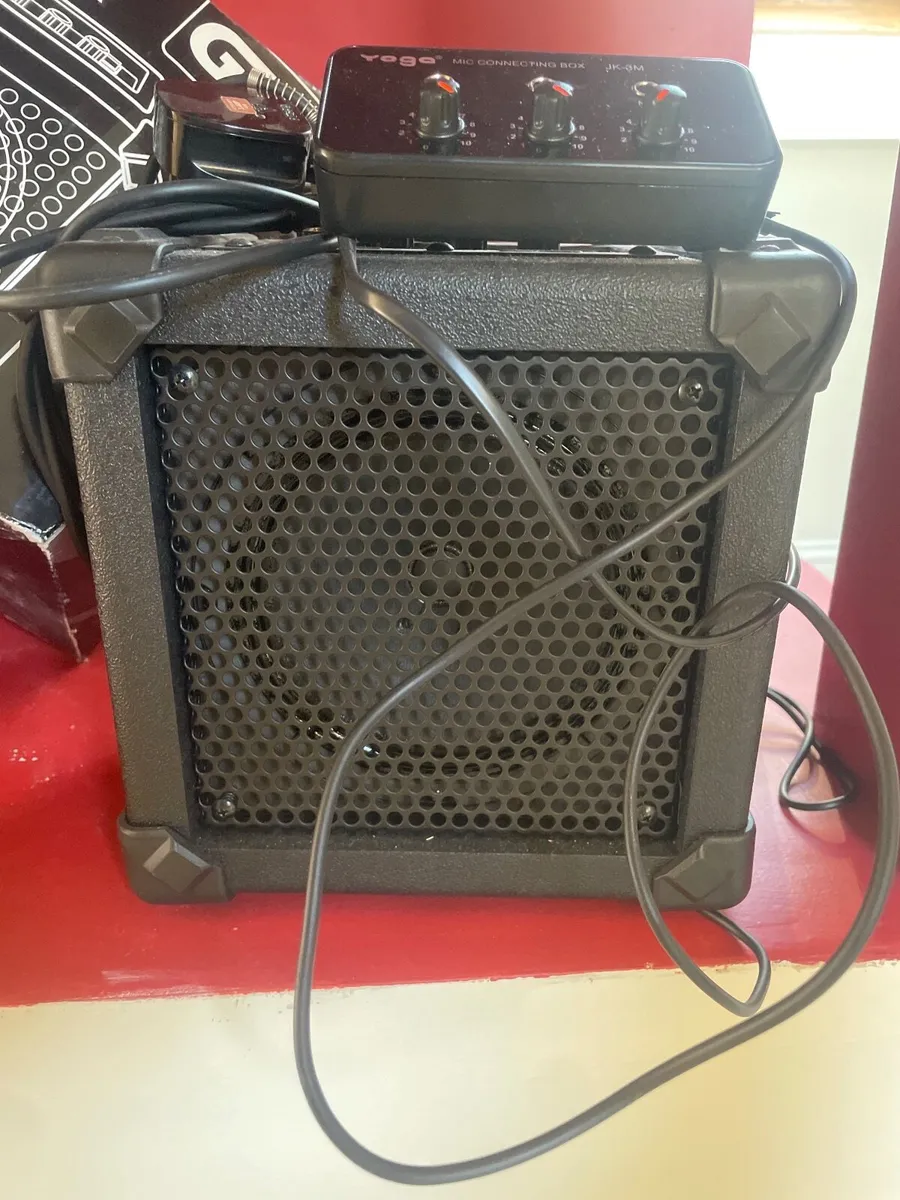 Mg 10 guitar amplifier - Image 1