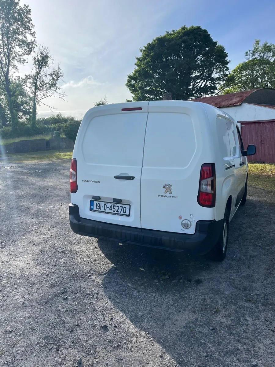 Peugeot Partner 2019 Long wheelbase Micro camper - Image 4