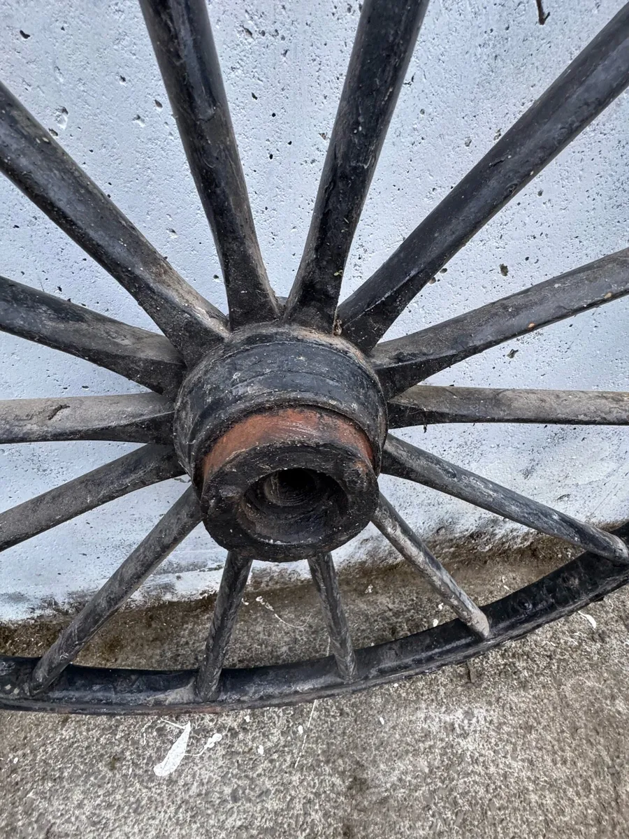 Vintage wagon wheel - Image 4