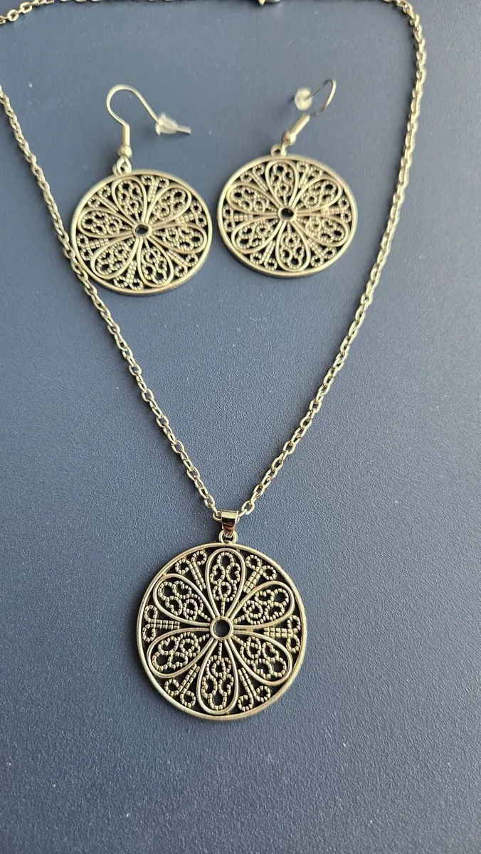Necklace and Earrings - Image 1