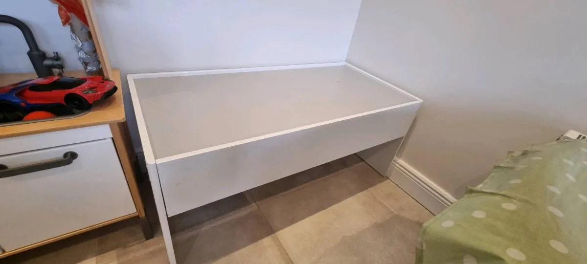 Kids desk - Ikea Dundra - Image 1