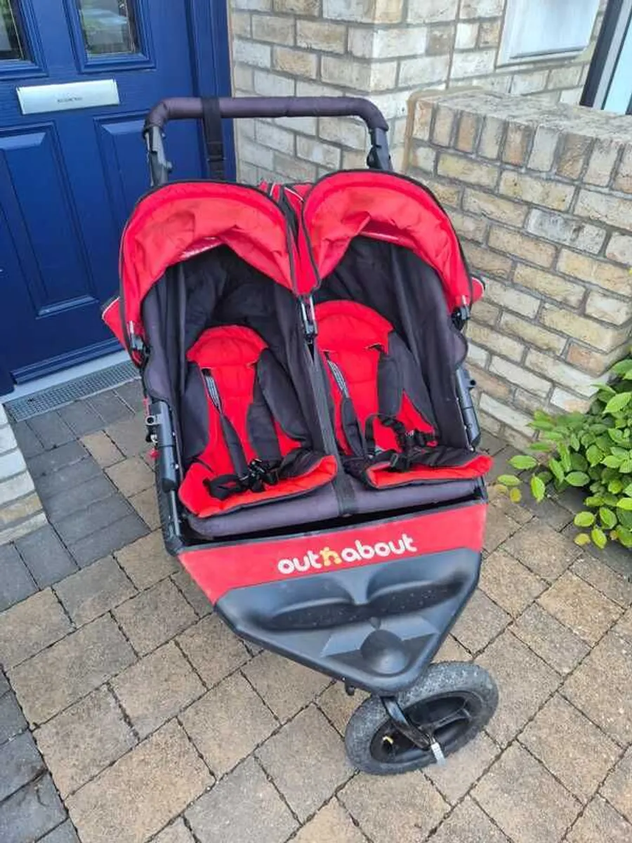Double out and about buggy - Image 3