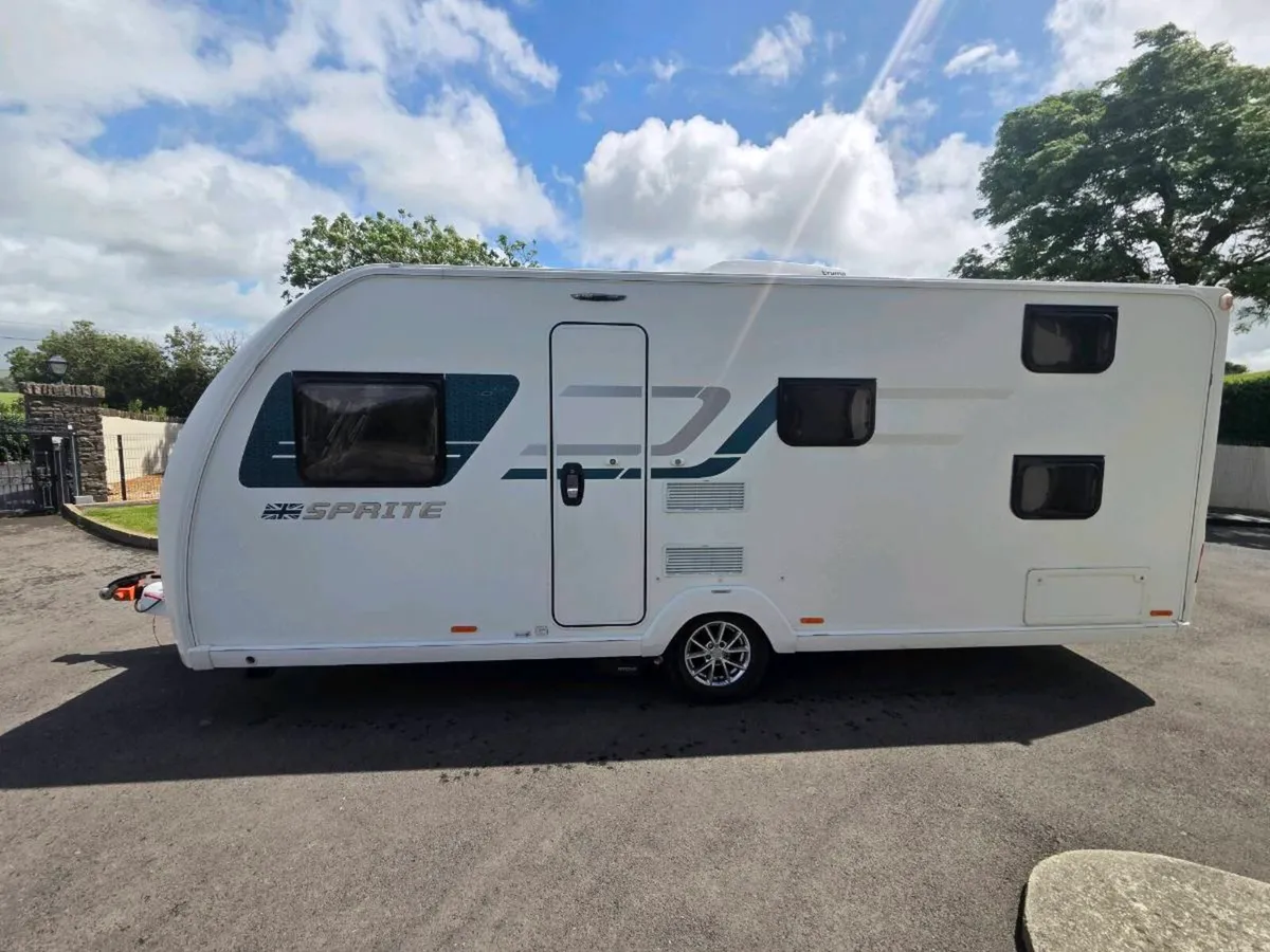 2017 Swift Sprite Major 6 – 6 Berth Family Caravan - Image 4