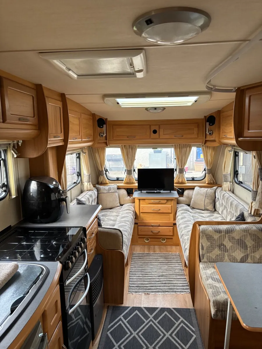 Fleetwood Meridien 4 berth - Image 4