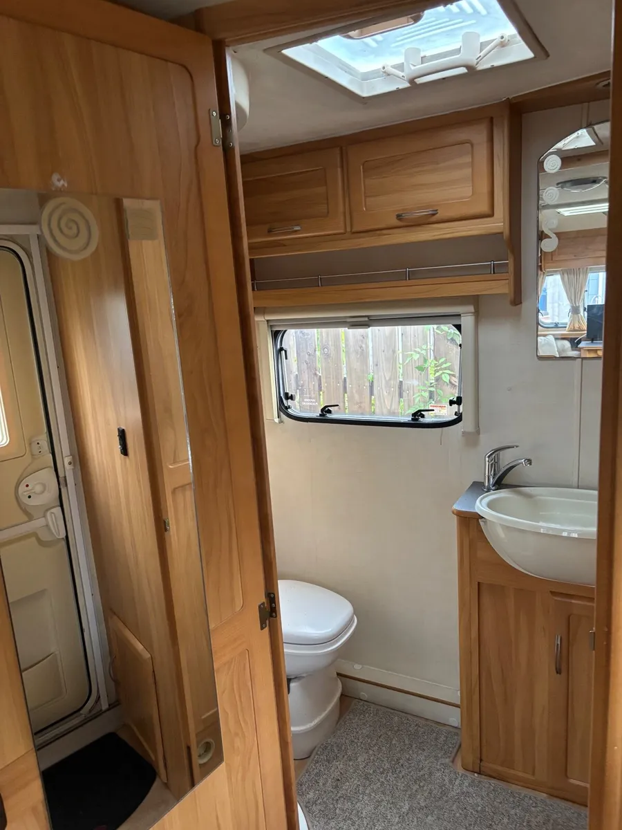 Fleetwood Meridien 4 berth - Image 3