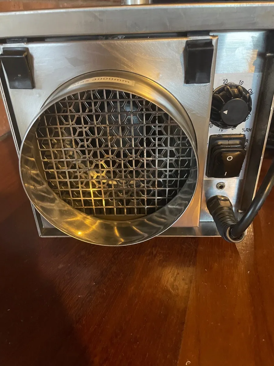 Ecor Pro DH1200 Dryfan 12L Desiccant Dehumidifier - Image 4