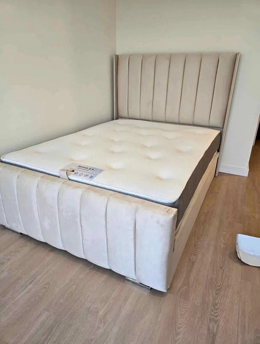 Beds - Image 2