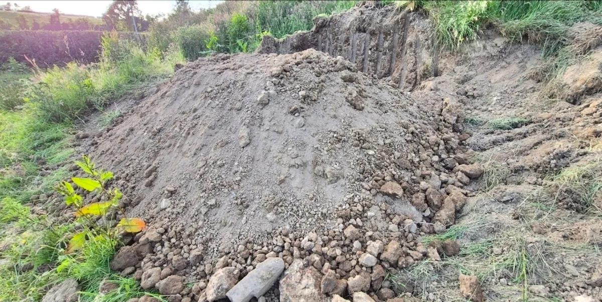 Topsoil - Image 1