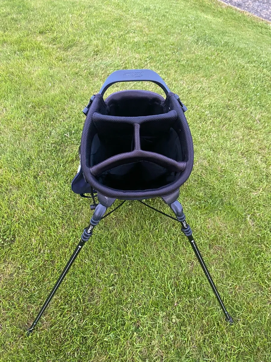 Titleist Golf Bag - Image 4