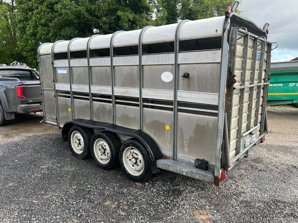 Ifor Williams 14 foot Cattle Trailer - Image 2