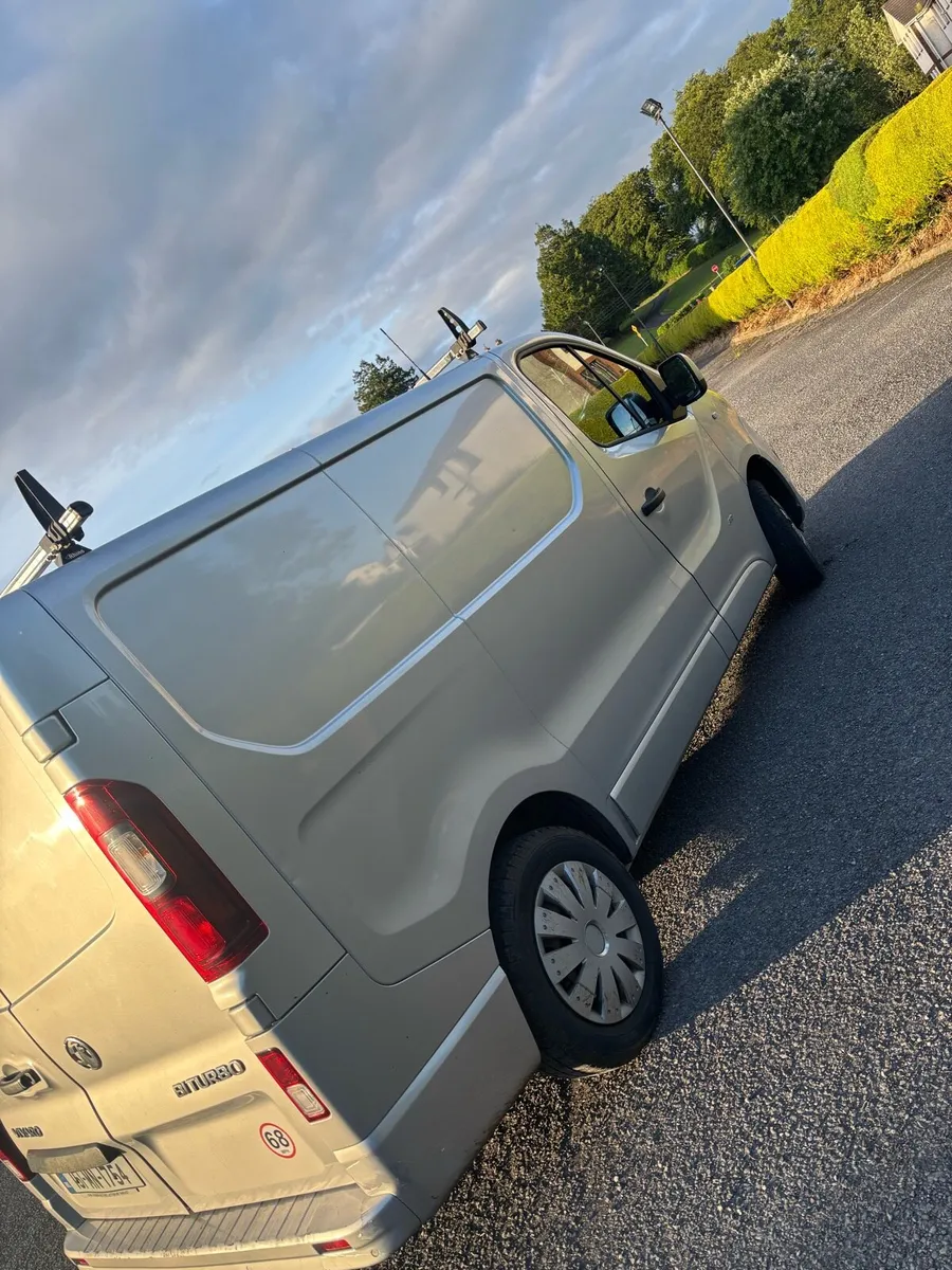 Vauxhall vivaro - Image 4