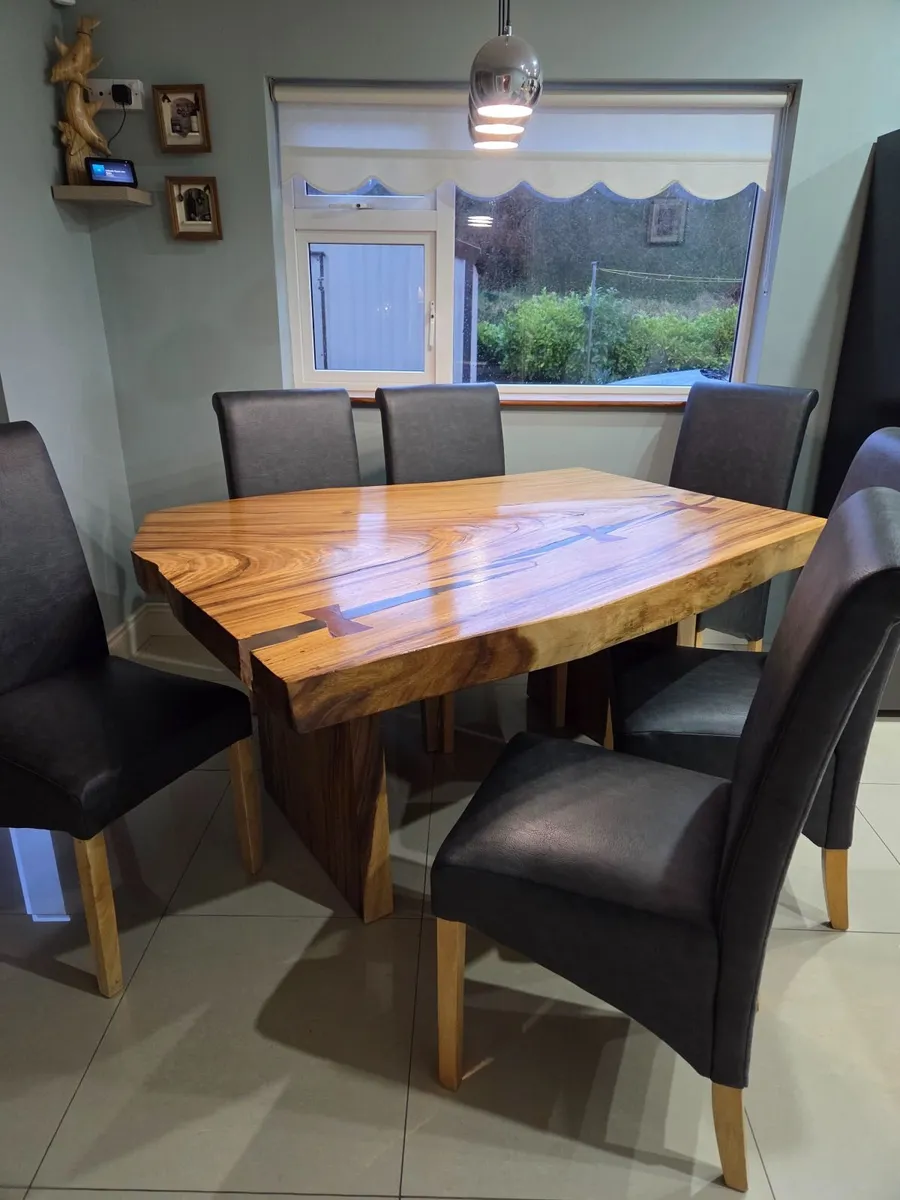Kitchen table plus six   chairs - Image 2