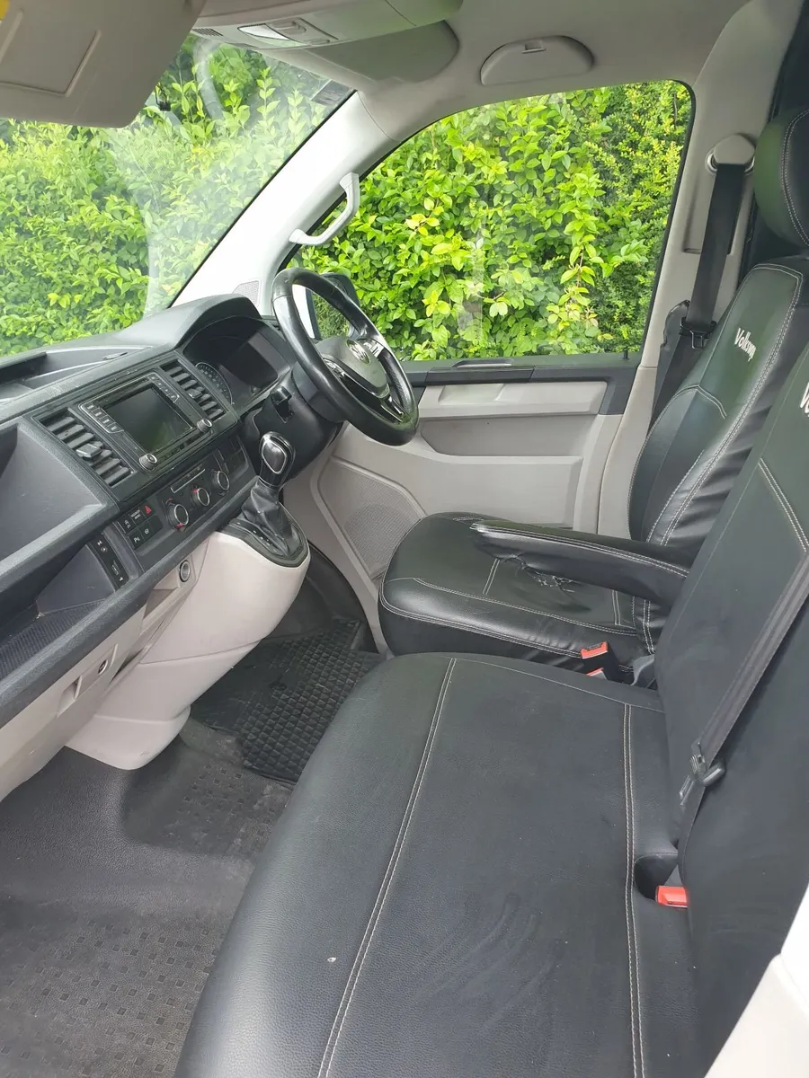 Volkswagen Transporter 2018 - Image 3