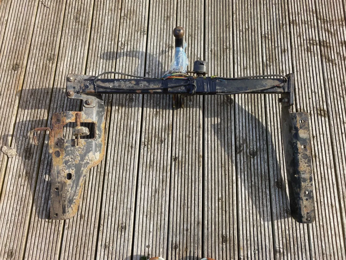 Honda CRV Towbar - Image 1