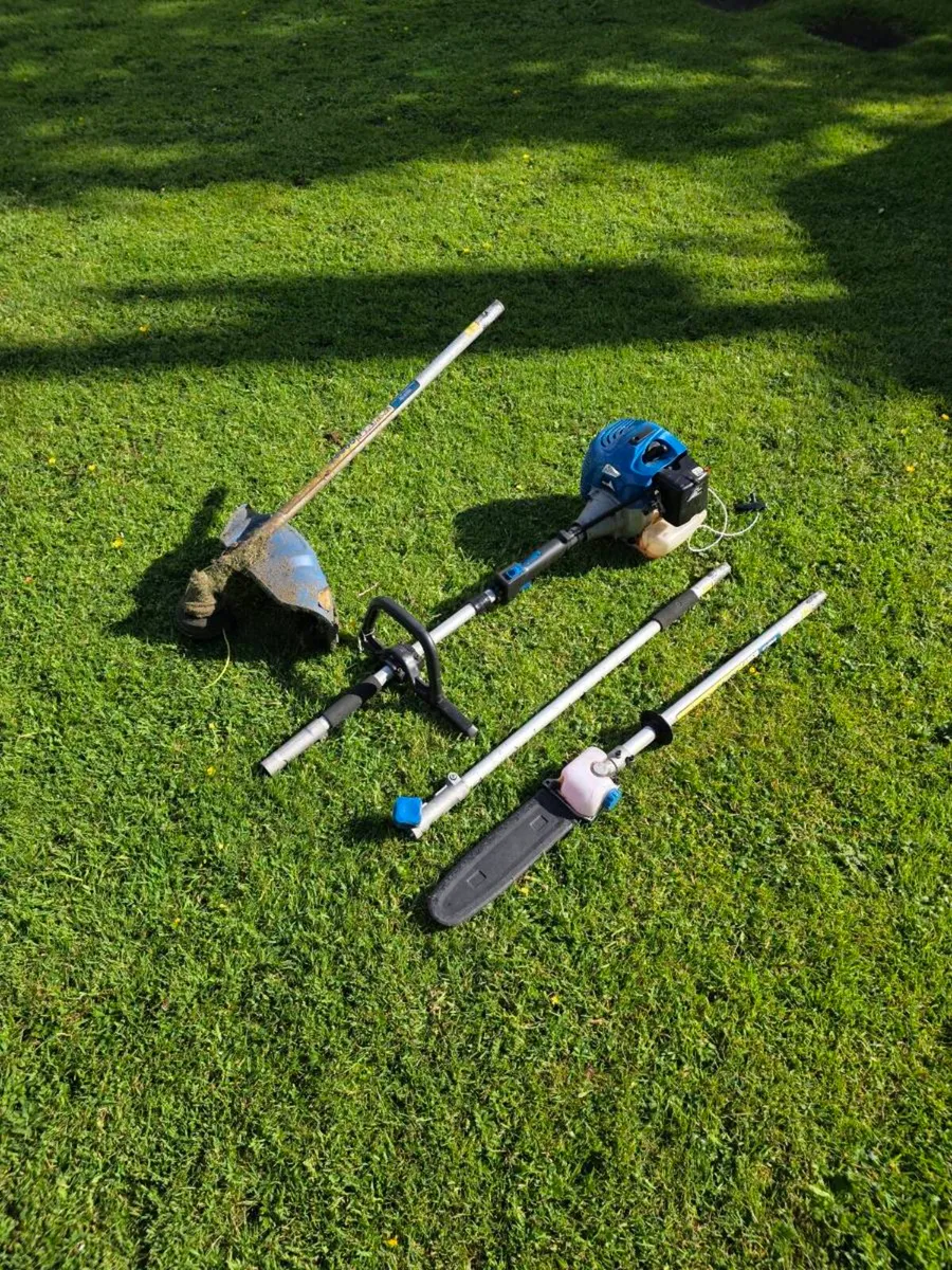 Garden multi tool - Image 1