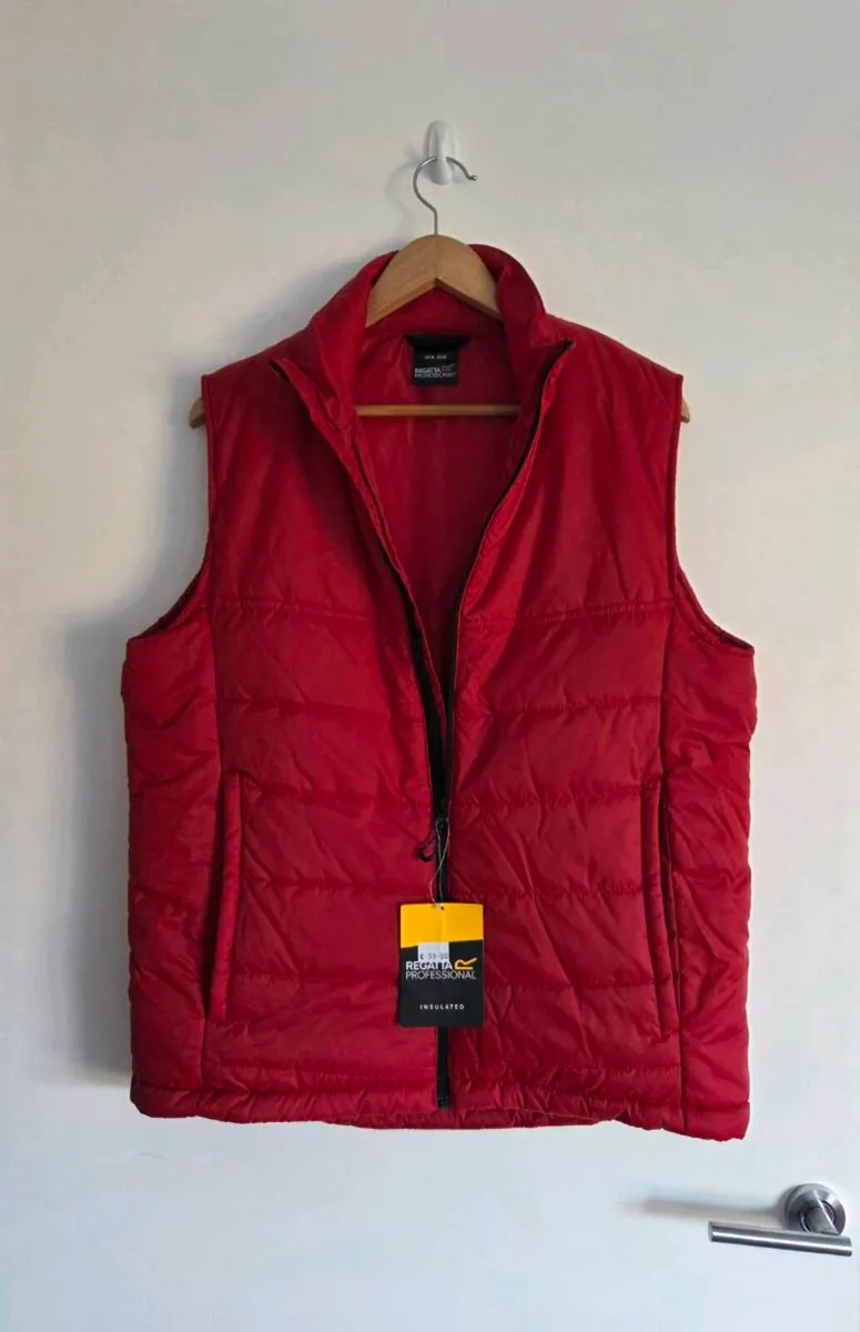 Medium, Brand-New Mens Regatta Professional Insula - Image 1