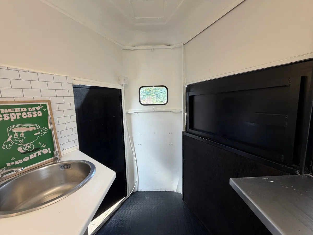 Coffee trailer - Image 3