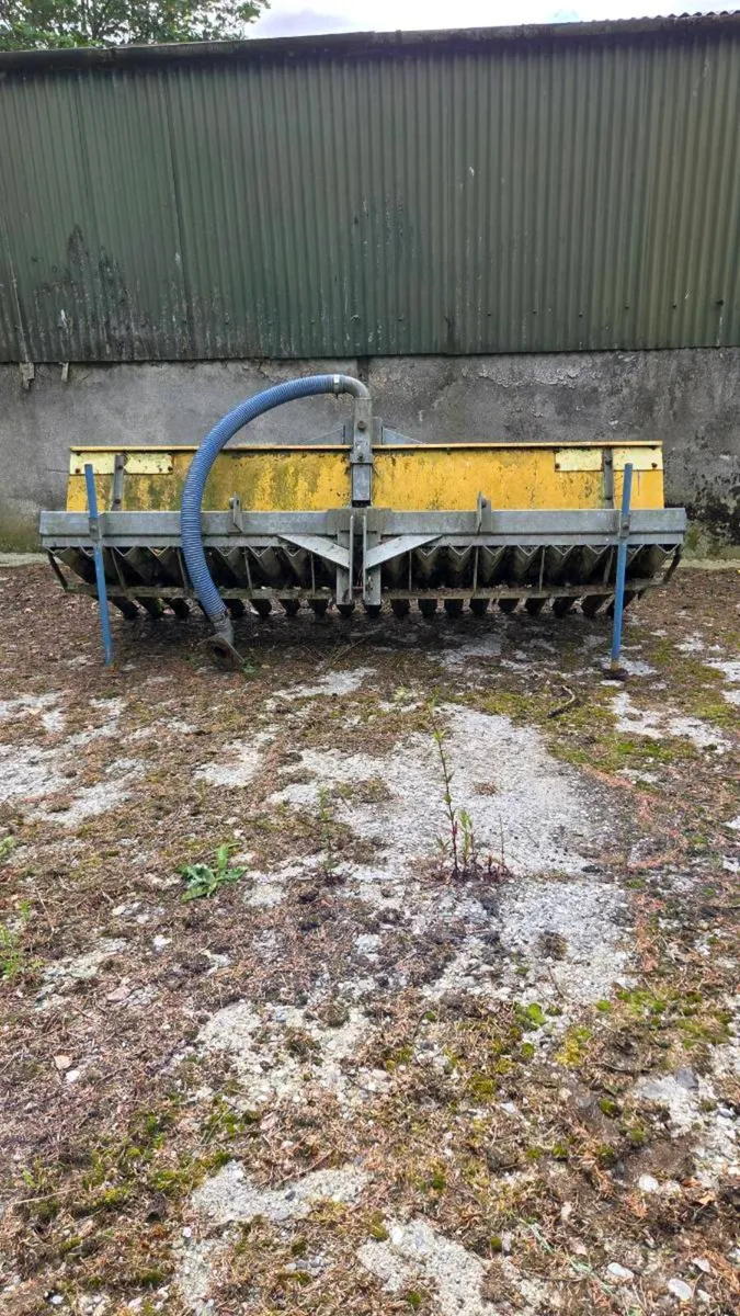 Ban Slurry Spreader - Image 1