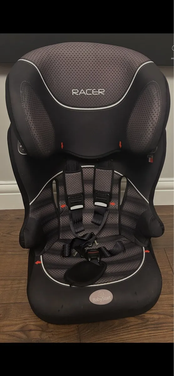 2 Toddler car seats - Image 3